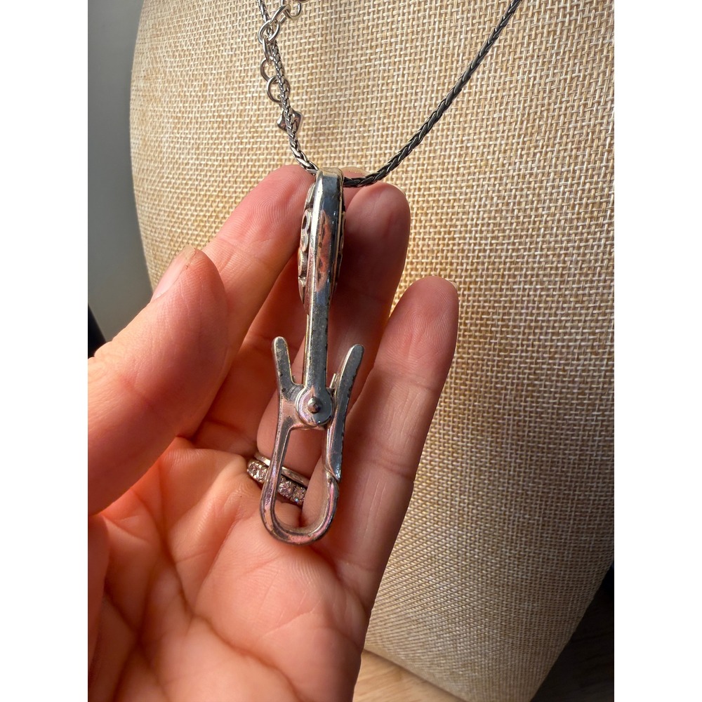 Brighton Silver Tone Heart Badge Clip Necklace Wheat Chain Flawed See Photos - Picture 8 of 16